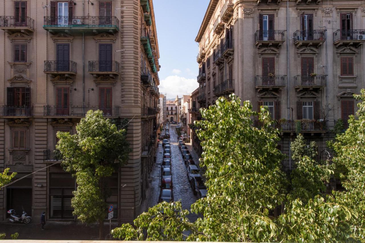 Casa Rorro' Nei Pressi Di Via Roma By Wonderful Italy Palermo Exterior foto